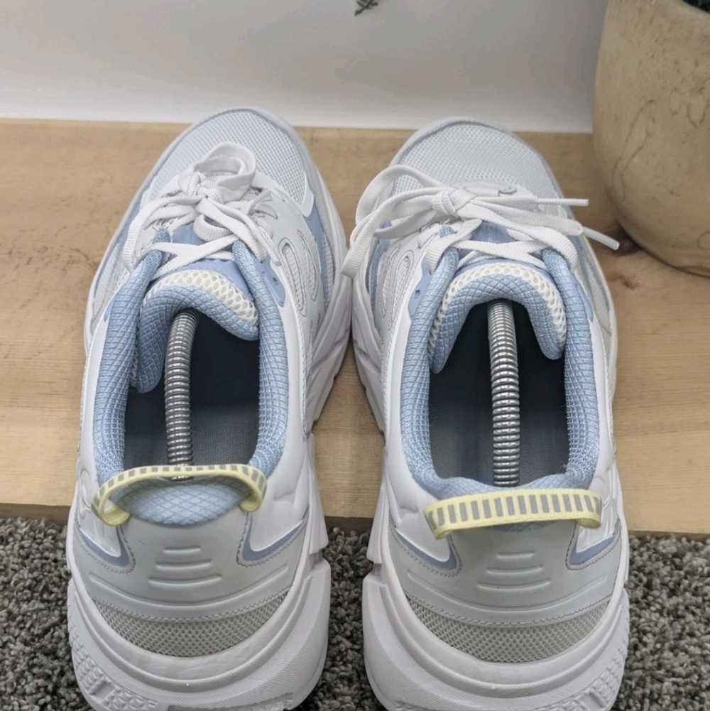 New Hoka Clifton L Unisex Mens Size 12 Walking Shoes Women's Size 13 Shoes - Picture 6 of 8